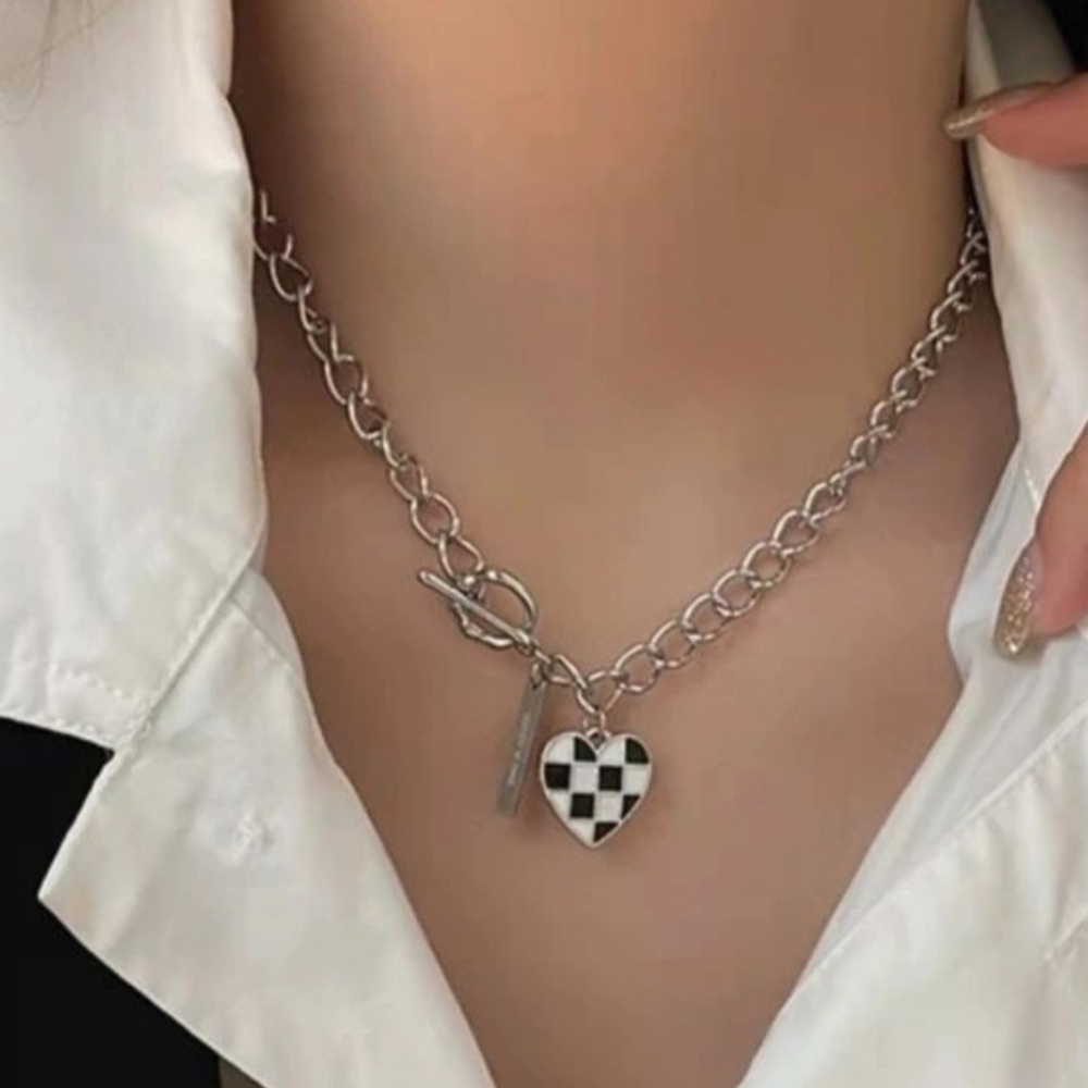 Silver Heart Pendant Necklace